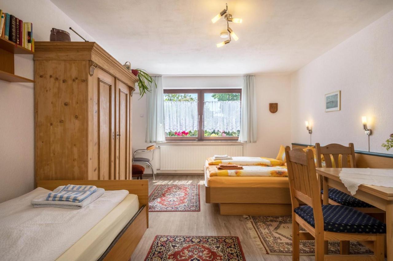 Bett Und Fruehstueck Bei Gertrud Apartment Hergensweiler Exterior photo